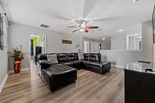 1530 MOON VALLEY DRIVE, Davenport, FL 33896