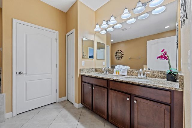 1530 MOON VALLEY DRIVE, Davenport, FL 33896