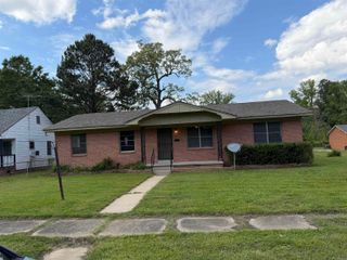 1903 W 25th, Pine Bluff, AR 71603