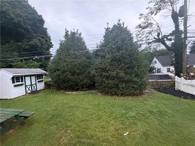 2740 Elm Court, Allentown City, PA 18104