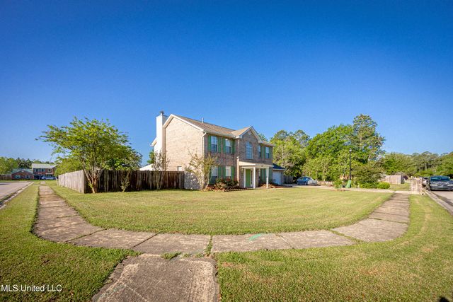 4608 Pinehaven Drive, Ocean Springs, MS 39564