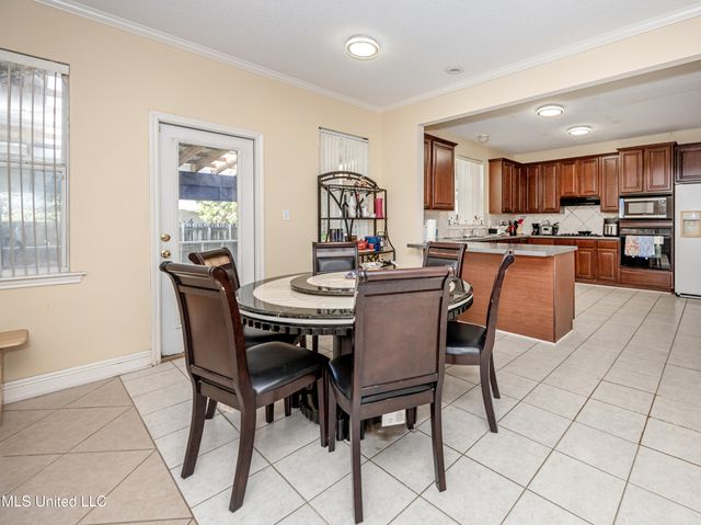 4608 Pinehaven Drive, Ocean Springs, MS 39564