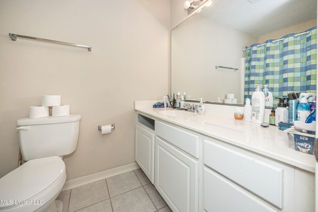 4608 Pinehaven Drive, Ocean Springs, MS 39564