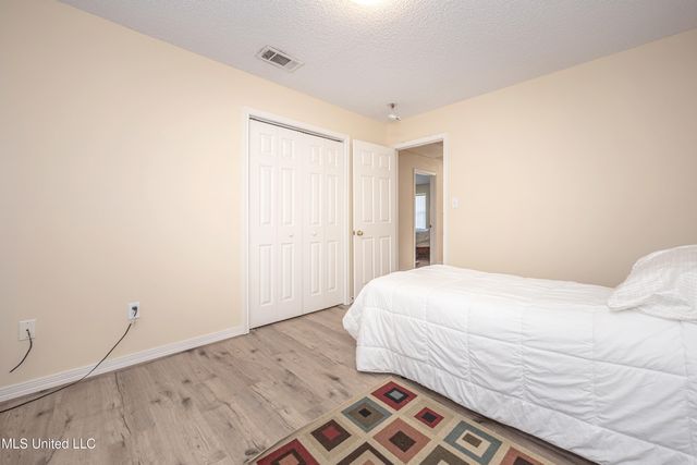 4608 Pinehaven Drive, Ocean Springs, MS 39564