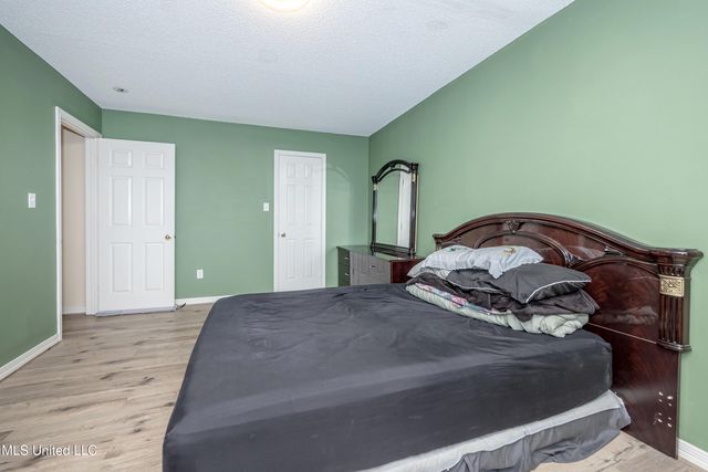 4608 Pinehaven Drive, Ocean Springs, MS 39564