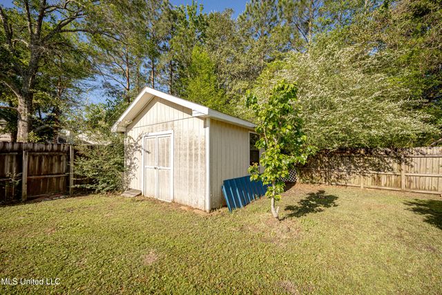 4608 Pinehaven Drive, Ocean Springs, MS 39564