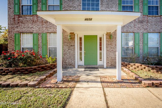 4608 Pinehaven Drive, Ocean Springs, MS 39564