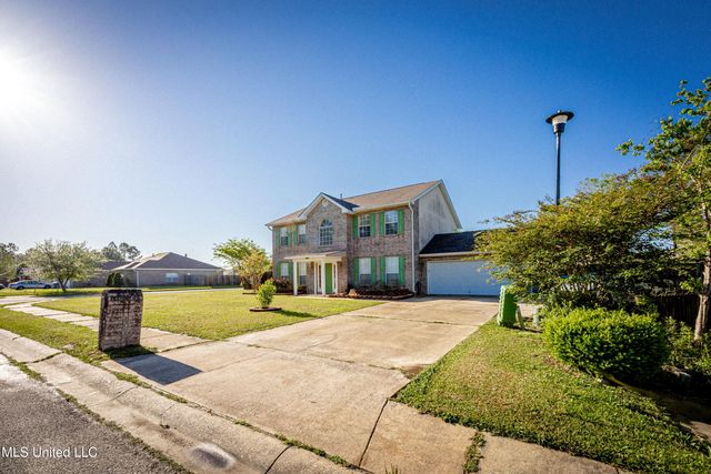 4608 Pinehaven Drive, Ocean Springs, MS 39564