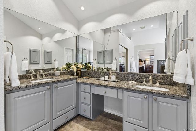 2515 Slickrock Way, San Antonio, TX 78258