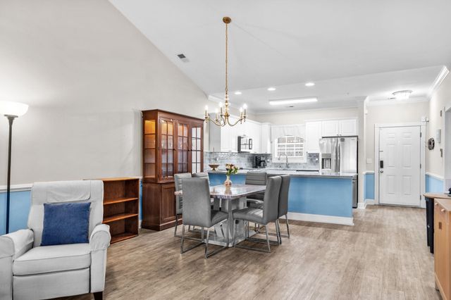 4879 Luster Leaf Cir Apt 404, Myrtle Beach, SC 29577