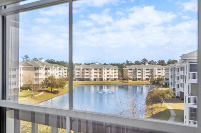 4879 Luster Leaf Cir Apt 404, Myrtle Beach, SC 29577