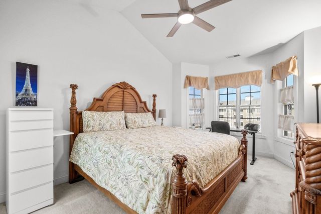 4879 Luster Leaf Cir Apt 404, Myrtle Beach, SC 29577