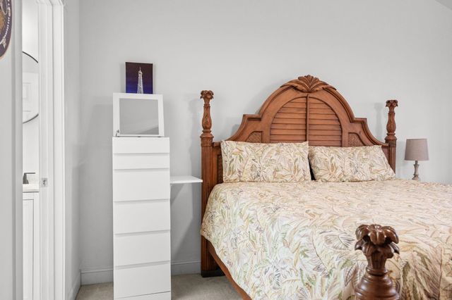 4879 Luster Leaf Cir Apt 404, Myrtle Beach, SC 29577