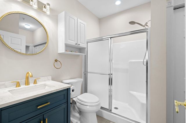 4879 Luster Leaf Cir Apt 404, Myrtle Beach, SC 29577