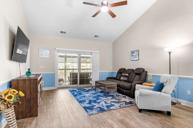 4879 Luster Leaf Cir Apt 404, Myrtle Beach, SC 29577