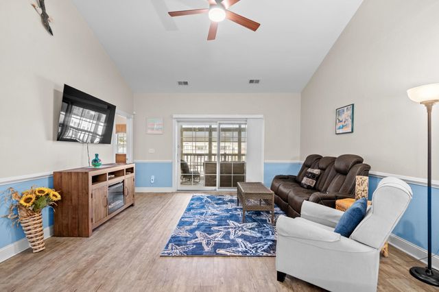 4879 Luster Leaf Cir Apt 404, Myrtle Beach, SC 29577