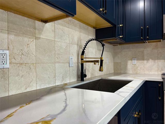 2516 Commonwealth Street 102, Houston, TX 77006