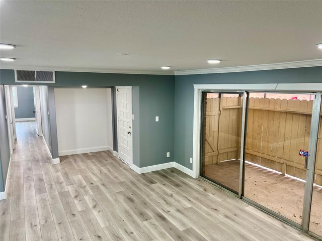 2516 Commonwealth Street 102, Houston, TX 77006