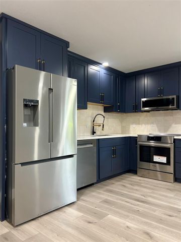 2516 Commonwealth Street 102, Houston, TX 77006