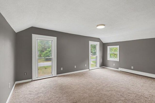 937 W Giles Road, Muskegon, MI 49445