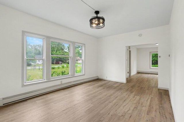 937 W Giles Road, Muskegon, MI 49445