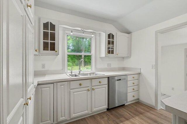 937 W Giles Road, Muskegon, MI 49445