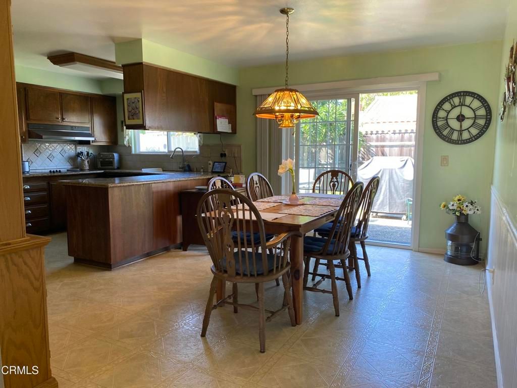 Image 4 of property listing at 1811 Diego Way, Oxnard, CA 93030