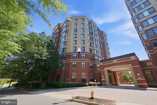 2220 FAIRFAX DR #504, Arlington, VA 22201