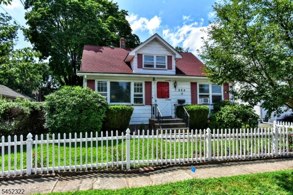 224 Romain Ave, Pompton Lakes Boro, NJ 07442 — photo 3