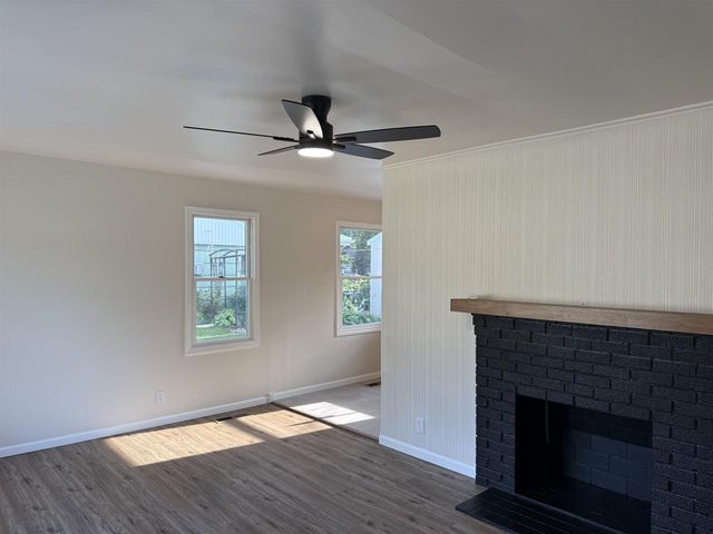 929 HUNT AVENUE, Neenah, WI 54956