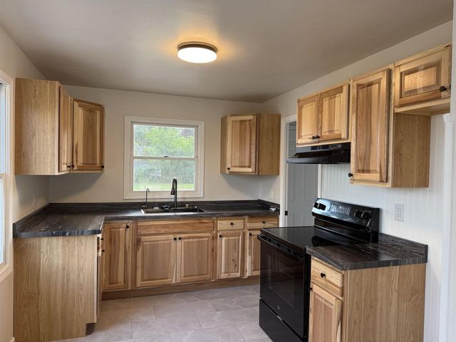 929 HUNT AVENUE, Neenah, WI 54956