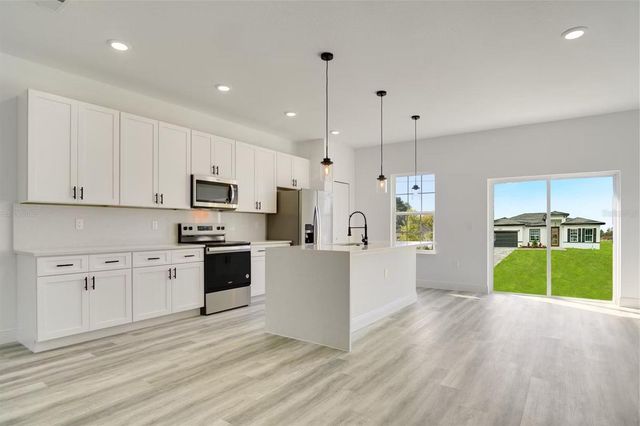 15984 SW 35TH COURT ROAD, Ocala, FL 34473