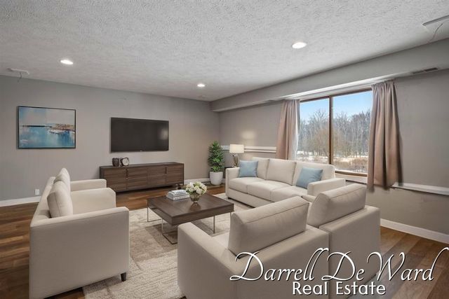 10701 Whispering Waters Lane, Caledonia, MI 49316