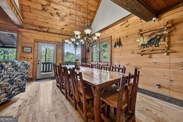 330 Seneca Drive, Ellijay, GA 30540