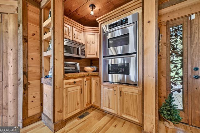330 Seneca Drive, Ellijay, GA 30540