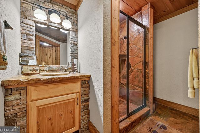 330 Seneca Drive, Ellijay, GA 30540