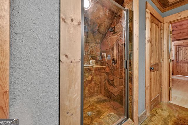 330 Seneca Drive, Ellijay, GA 30540