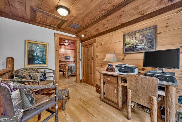 330 Seneca Drive, Ellijay, GA 30540