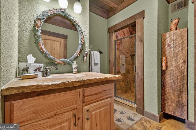 330 Seneca Drive, Ellijay, GA 30540