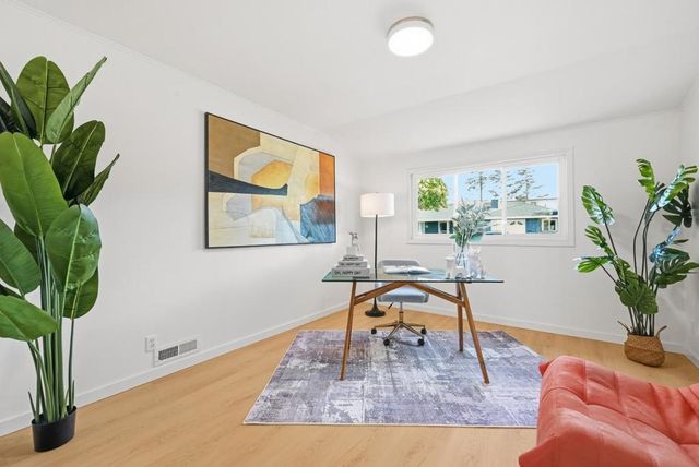 245 E 40th Avenue, San Mateo, CA 94403