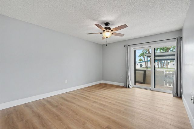1208 HIGHLAND AVENUE SE 121, Largo, FL 33771