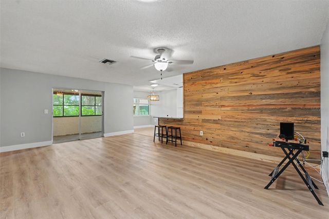 1208 HIGHLAND AVENUE SE 121, Largo, FL 33771