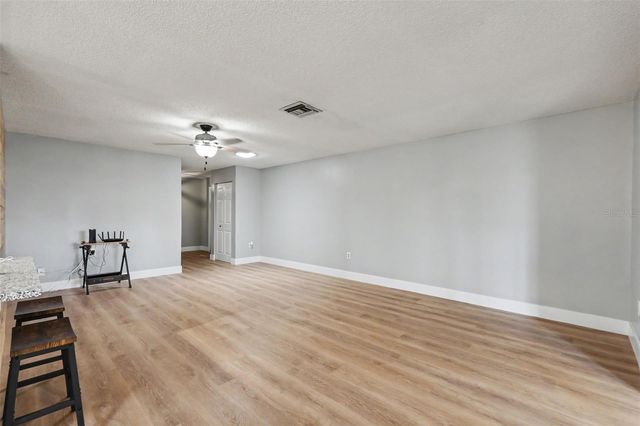 1208 HIGHLAND AVENUE SE 121, Largo, FL 33771