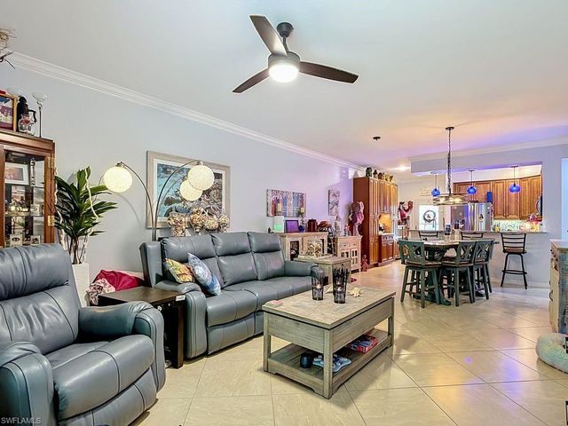 1051 Winding Pines CIR 105, Cape Coral, FL 33909
