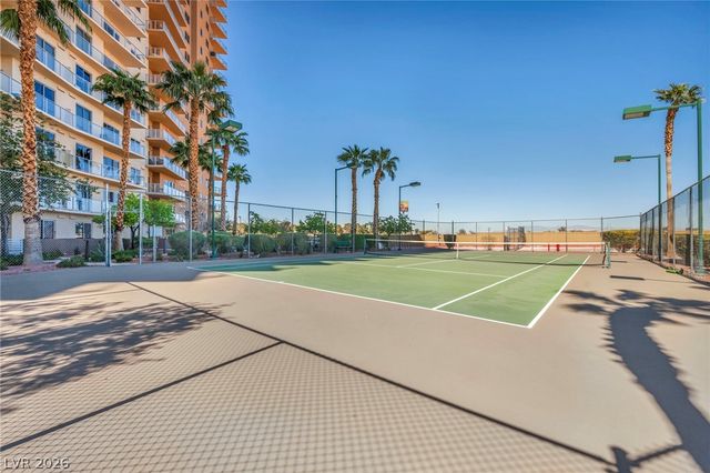 8255 Las Vegas Boulevard 719, Las Vegas, NV 89123