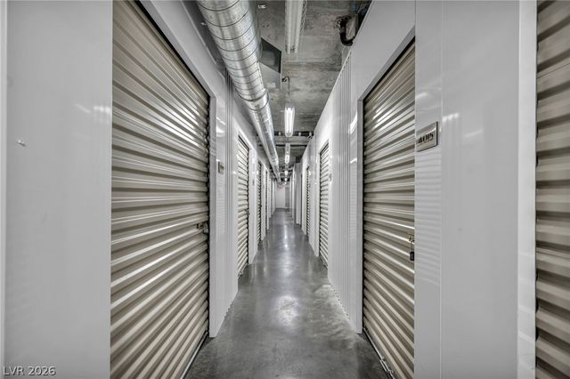 8255 Las Vegas Boulevard 719, Las Vegas, NV 89123