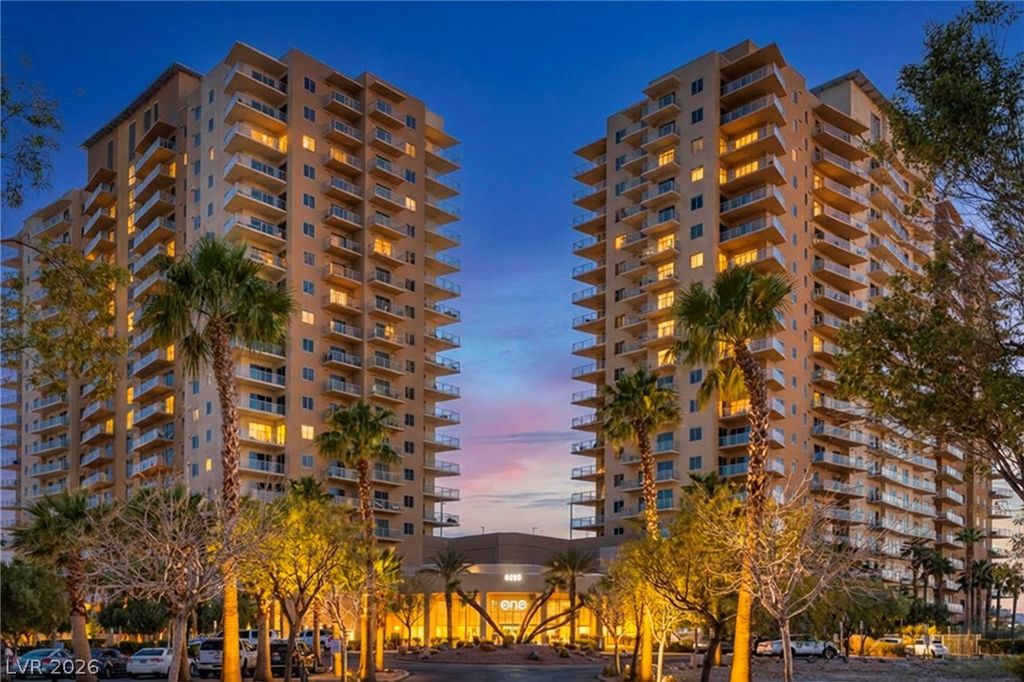 8255 Las Vegas Boulevard 719, Las Vegas, NV 89123