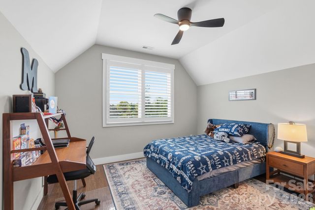 90 Gracie Lane, Weaverville, NC 28787