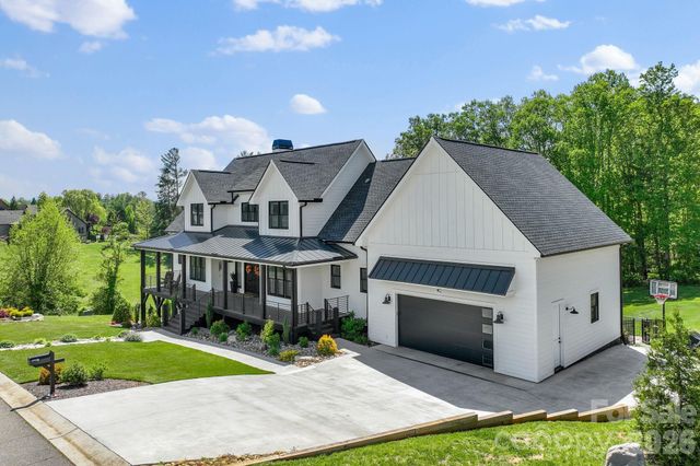 90 Gracie Lane, Weaverville, NC 28787