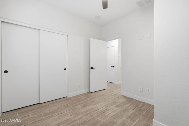 2307 W KRISTINA Avenue, San Tan Valley, AZ 85144